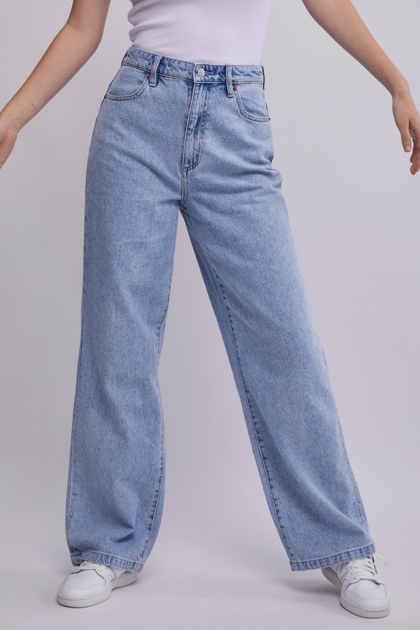 Hi Wide Leg Jeans | North Beach