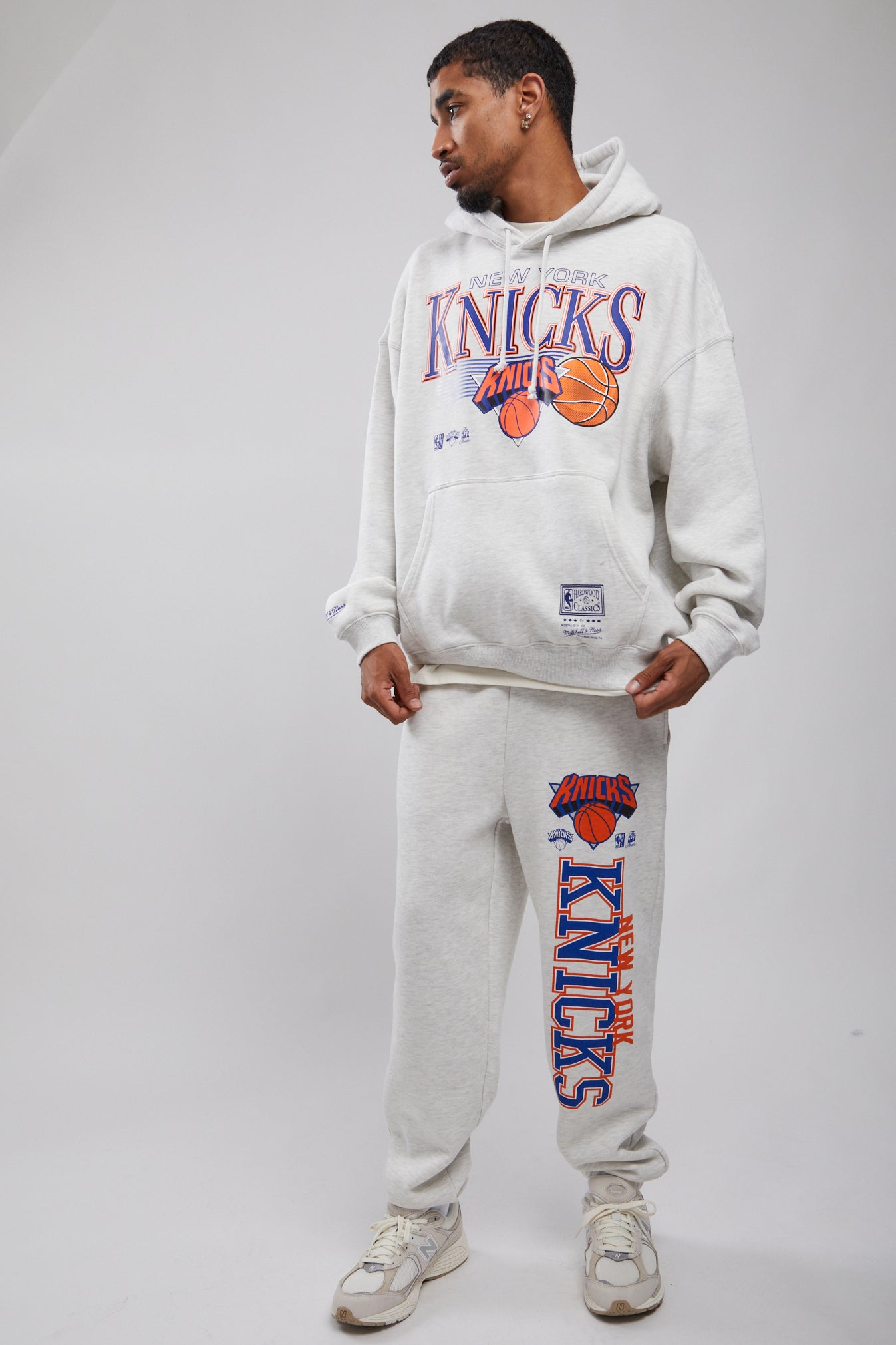 New york hot sale knicks tracksuit