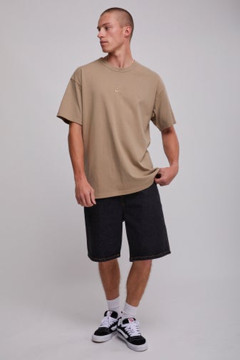 Nike Premium Essentials Oversized T-shirt in Green for Men