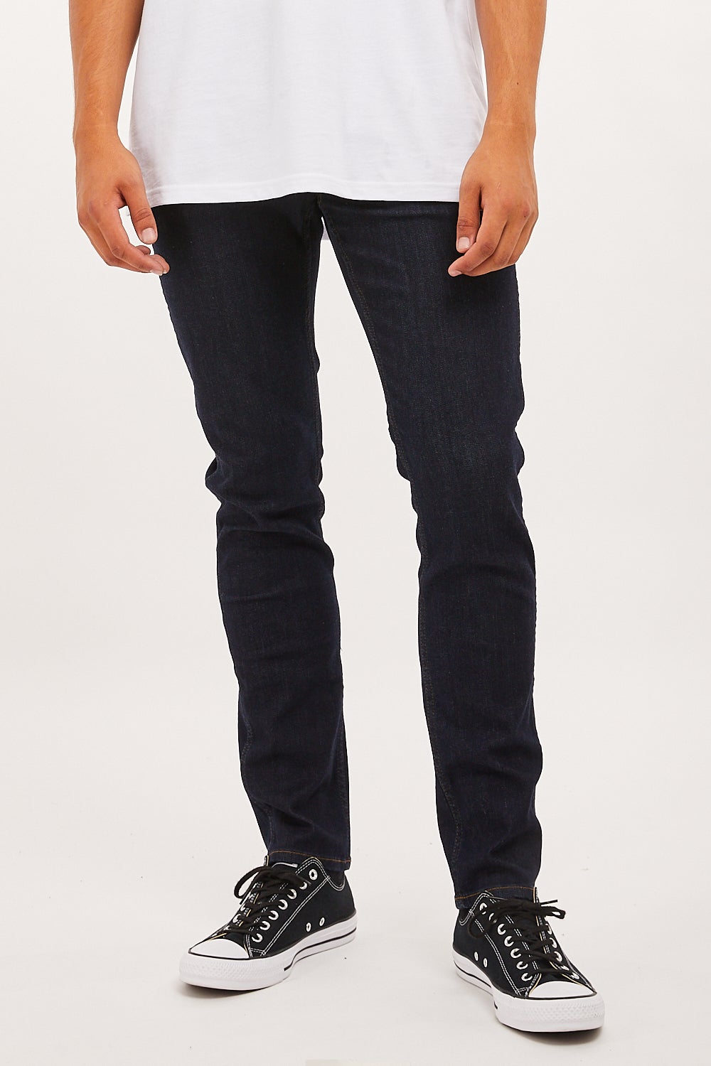 wrangler stomper black