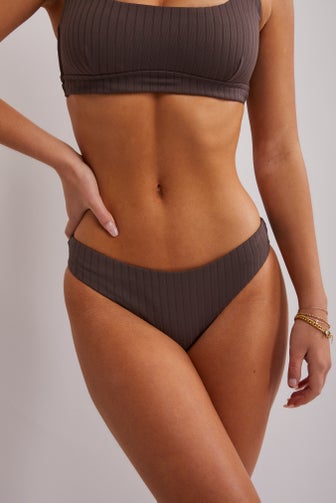 Signature Swim Mid Waist Hipster Bikini Bottoms in Mocha