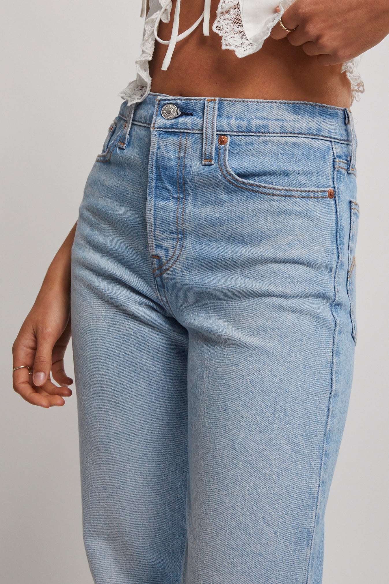 Wedgie hot sale mom jeans